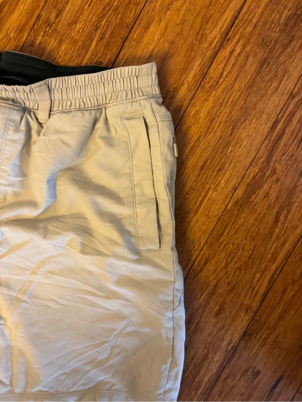 Birddog men’s xl  tan hybrid golf/Athletic Shorts worn once